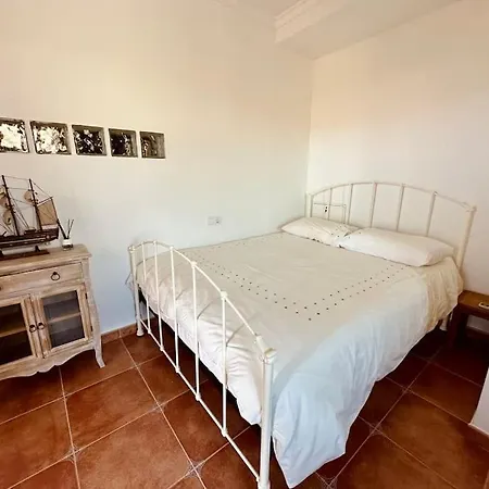 Casa Luna - Three Bedroom With Stunning View *